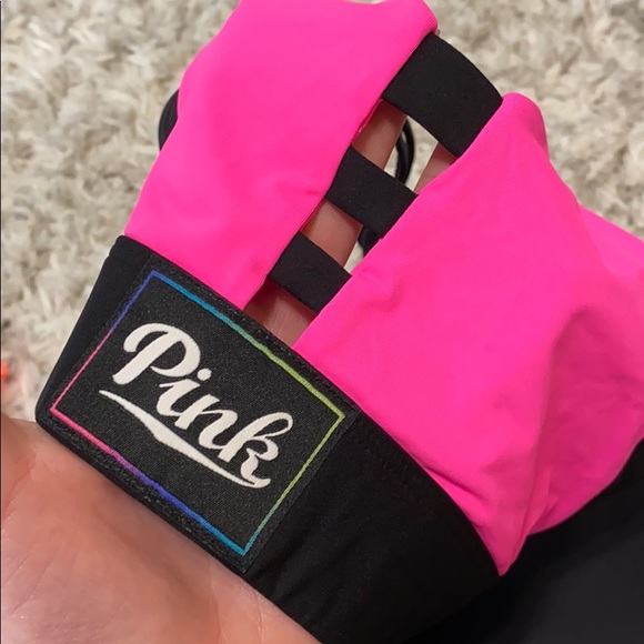 Victoria’s secret pink ultimate sports bra - Picture 5 of 5